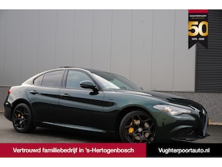 Alfa Romeo Giulia 2.0T 200pk*Veloce int.*/Leder/Pano-dak/H-Kardon/Trekh./Adaptive