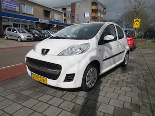 Peugeot 107 1.0 12V 5DRS Airco Millesim