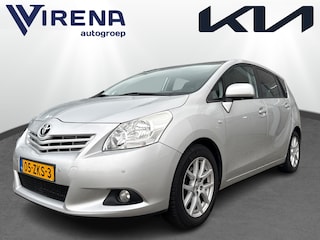 Toyota Corolla Verso 1.8 VVT-i Business Titanium Navigatie - Achteruitrijcamera - Climate Control - Panorama dak - Trekhaak - Parkeersensoren - Virena Zekerheidspakket € 895,-