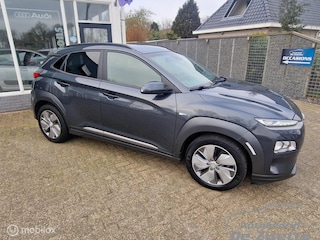 Hyundai Kona EV Premium 64 kWh