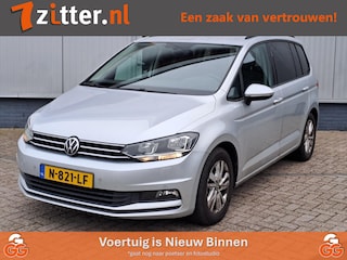 Volkswagen Touran 1.5 TSI Comfortline Business 7p Trekhaak, ACC, Digitale cockpit, Camera, Stoelverwarming