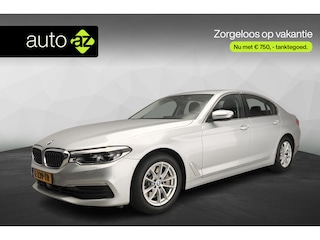 BMW 5-serie Sedan 530i Trekhaak / Active cruise / Head-up / LED / Park assist / Camera / Alu wielen 17 inch