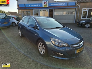 Opel Astra 1.4 Turbo Business RADIO-CD/CLIMATE/CRUISE/NAVI/ELEC.RAMEN V+A/PDC/TREKHAAK
