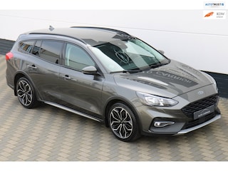 Ford Focus Wagon 1.5 EcoBoost Active Navi Carplay Trekhaak !!