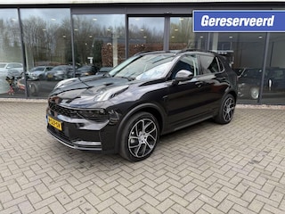 Lynk & Co 01 1.5 261pk PHEV,Pano,Carplay,Cam360,BLIS,Memory,Lane Ass.,Stoelverw,LED,Infinity HiFi