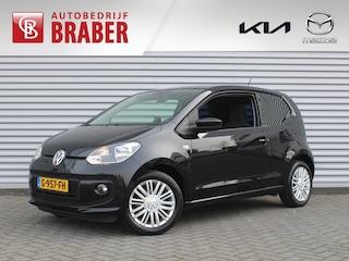 Volkswagen Up 1.0 Groove Up! | 3-Drs | Navi | Airco | Stoelverwarming | 16'' LM velgen | Privacy Glass |