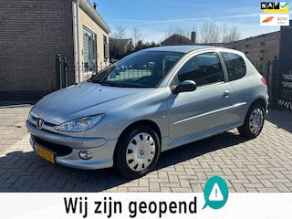 Peugeot 206 1.4 Air-line 3 || airco | nieuwe apk keuring !