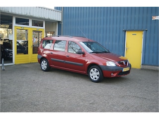 Dacia Logan 1.6 Lauréate 7persoons, Airco, Nieuwe APK, 68.000 km!!!