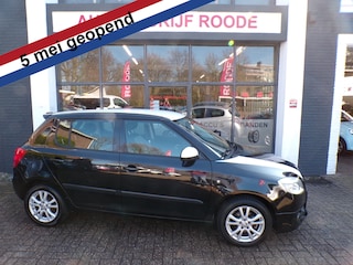 Skoda Fabia 1.4-16V 5-Drs Sportive AIRCO,GOED ONDERHOUDEN! ''ZONDAG OPEN''