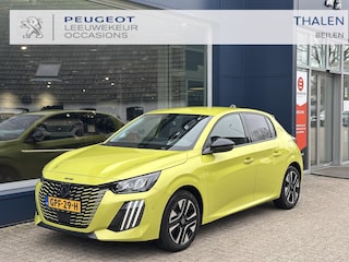 Peugeot 208 1.2 Turbo 100 PK Allure | Facelift Type | Trekhaak 1200 KG | Keyless Entry | Navigatie via Telefoon | 360 Graden Camera | Adaptieve Cruise Control | LED Verlichting | Stoelverwarming | Climate Control | Dode Hoek Detectie | Voor + Achter Parkeersensoren | Lichtmetalen Velgen 16" |