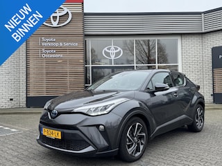 Toyota C-HR 1.8 HYBRID DYNAMIC AFN-TREKHAAK NL-AUTO CAMERA PARK-SENSOREN 18''LM-VELGEN APPLE/ANDROID LED NAVI