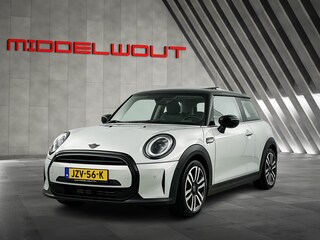 Mini Cooper 1.5 Camden/Pano/17"/Leder/Carplay/A.Camera