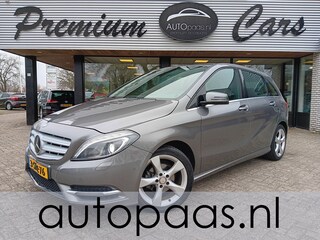 Mercedes-Benz B-klasse 180 Ambition,AUTOMAAT,TREKH,LEER,NAV,PDC,CRUISE,ALL SEASON
