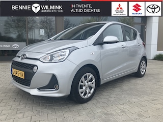 Hyundai i10 1.0i Automaat | Trekhaak | Navi | Pdc | (32874km)