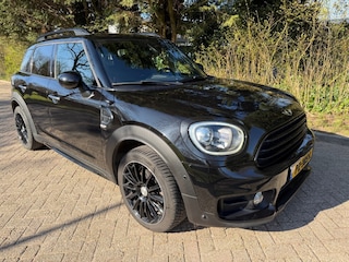 Mini Countryman 1.5 Chili Automaat met  JCW stoelen
