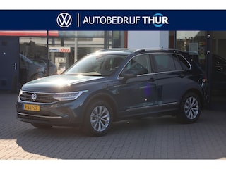 Volkswagen Tiguan 1.5 TSI Life Business 110KW/150PK DSG, NL auto dealer onderhouden, Trekhaak, Navigatie, elektrische achterklep, digital cockpit pro, keyless entry, chroom pakket, spiegel pakket