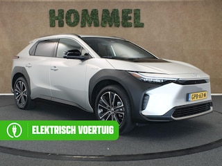 Toyota bZ4X Premium 71 kWh - ORIGINEEL NEDERLANDSE AUTO - STOELVERWARMING VOOR EN ACHTER - ELEKTRISCHE ACHTERKLEP - MEMORY SEATS - STOELVENTILATIE VOORZIJDE - JBL PREMIUM AUDIO - STUURVERWARMING - DODEHOEKDETECTIE - NAVIGATIE - 360 GRADEN CAMERA