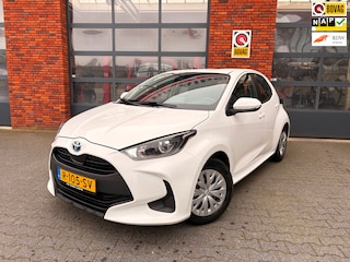 Toyota Yaris 1.5 Hybrid Active|Camera|Apple Carplay|Android Auto|