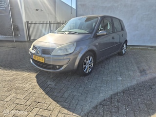 Renault Scénic 1.6-16V Conquest
