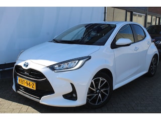 Toyota Yaris 1.5 Hybrid 115 First Edition Stoelverwarming l Lendesteun l LM velgen l Spiegelverwarming