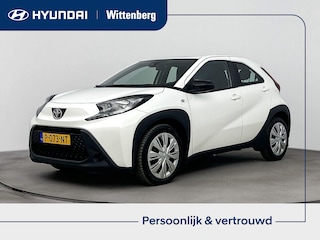 Toyota Aygo 1.0 VVT-i MT PLAY | APPLE CAR PLAY & ANDROID AUTO | CRUISE ADAPT. | AIRCO | CAMERA | BLUETOOTH | ELEKTRISCHE RAMEN | CENTRALE DEURVERGRENDELING OP AFSTANDBED. | 1ste EIGENAARS | BTW AUTO |