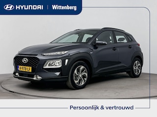 Hyundai Kona 1.6 GDI HEV COMFORT | TREKHAAK | NAVI | APPLE CAR PLAY & ANDROID AUTO | CLIMA | CRUISE | CAMERA | 16'' LM VELGEN | LAGE KMSTAND! |