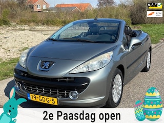 Peugeot 207 CC 1.6 VTi Airco Electric pakket Audio-CD/MP3 ABS LMV 16" Colorpakket Sportstoelen Trekhaak Dealeronderhoud Nieuwe Apk