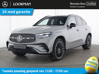 Mercedes-Benz GLC 300 e 4MATIC AMG Plug-In Hybride AMG Line | Night Pakket | Digital Licht | Trekhaak | Distronic | Memory Voorstoelen | Stoel en Stuurverwarming. Inclusief 24 maanden Mercedes-Benz Certified garantie voor Europa.