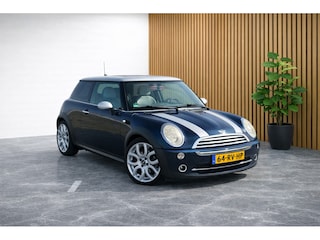 Mini Cooper 1.6 Checkmate (HARMAN/KARDON, ZWARTE HEMEL, LEDER, AIRCO, ELEKTRISCHE RAMEN, CRUISE CONTROL, NL-AUTO, GOED ONDH)