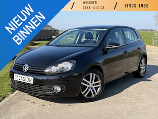 Volkswagen Golf 1.2 TSI Tour | 5-DRS | AIRCO | TREKHAAK | NAVIGATIE | CRUISE CONTROL |