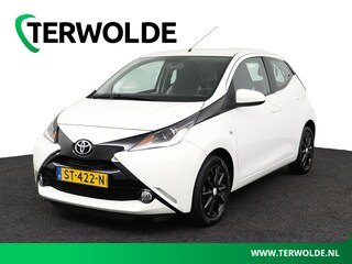 Toyota Aygo 1.0 VVT-i x-play | Parkeercamera | Airco |