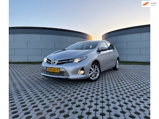 Toyota Auris Touring Sports 1.6 Aspiration | Park. camera | PDC | 5DRS