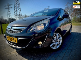 Opel Corsa 1.2-16V BlitZ, NAVI, CLIMATRONIC, LAGE KM, NAP, 16 INCH, APK