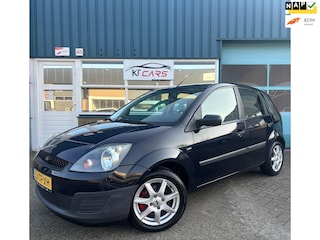Ford Fiesta 1.3-8V Champion|NAP|Airco|LM Velgen|Bluetooth|Navi|EL Ramen|APK Bij aflevering|