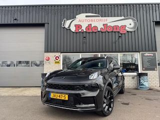 Lynk & Co 01 1.5 Hybrid Black Style, Pano, Carplay, 360cam, Infinity, Stoelverw. Acc, Ambiance