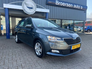 Skoda Fabia Combi 1.0 TSI 95pk Business Edition met Trekhaak, Stoelverwarming en AppleCarplay