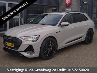 Audi e-Tron 55 Quattro Sport Edition 95 kWh SOH 90% | Schuif-/Kanteldak | Navigatie |
