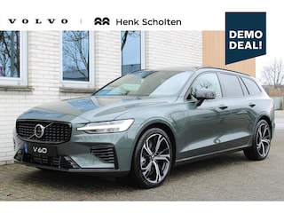 Volvo V60 2.0 T6 Plug-in hybrid AWD Plus Dark | Panoramadak | Harman Kardon geluidsysteem | Rondomzicht camera | Hemelbekleding donker | Nappa leder charcoal bekleding | Google services | Getinte ramen | Apple Carplay & Android Auto | Verwarmbare voor- en achterstoelen | Verwarmbaar stuurwiel | Elektrisch verstelbare stoelen met geheugenstanden |