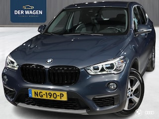 BMW X1 20i BUSINESS / HEADUP / LEDER / TREKHAAK / STOELVW / 17"