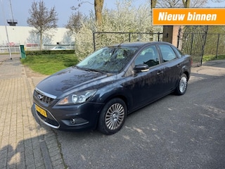 Ford Focus 1.6 SEDAN / EXPORTPRIJS!!