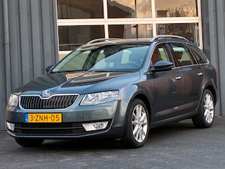 Skoda Octavia Combi 1.2 TSI Greentech Ambition Businessline Automaat Navigatie