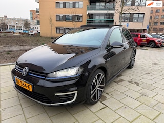 Volkswagen Golf 1.4 TSI GTE | PANO | LEER | FULL OPTIONS