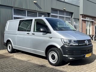 Volkswagen Transporter 2.0 TSI L2H1 Benzine  Dubbele Schuifdeur Airco Cruise controle Bpm vrij Trekhaak Klep achter Euro 6 Benzine Ideaal voor ombouw naar Camper !!