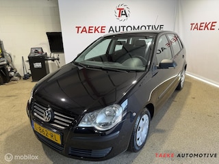 Volkswagen Polo 1.4-16V Comfortline Airco/Apk