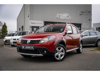 Dacia Sandero 1.6 Stepway Lage km stand | Leer | Trekhaak | Airco
