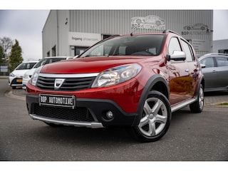 Dacia Sandero 1.6 Stepway Lage km stand | Leer | Trekhaak | Airco
