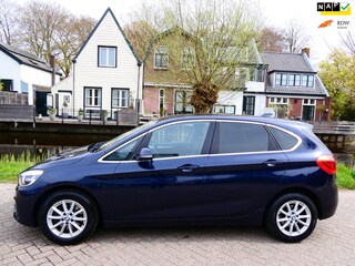 BMW 2-serie Tourer 220i Executive Automaat 192pk Clima Navi PDC