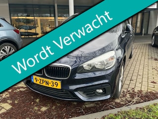 BMW 2-serie Tourer 220i Executive Automaat 192pk Clima Navi PDC