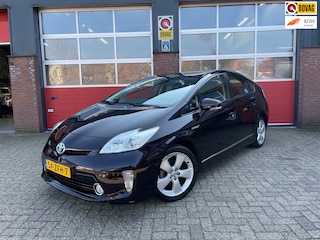 Toyota Prius 1.8 Comfort Top 5 edition, leder bekleding, cruise control, 4 seizoen banden. 17inch