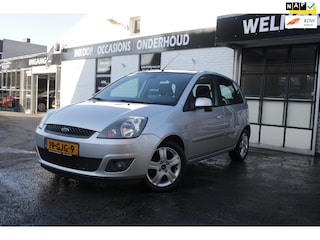 Ford Fiesta 1.3-8V Futura XL / AIRCO / Elektrische ramen / Parkeersensoren/.